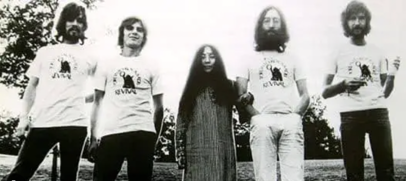 플라스틱 오노 밴드.png