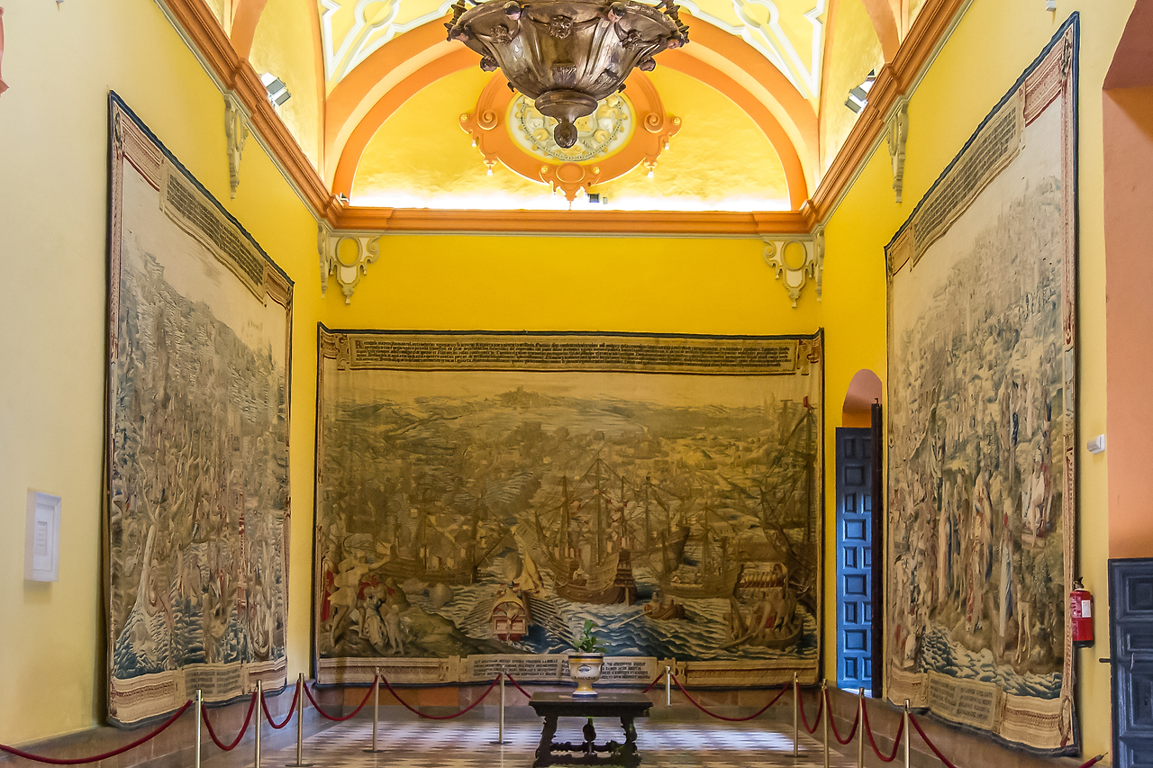 Real_Alcázar._Salón_de_los_Tapices_Alberto Bravo-cp.png