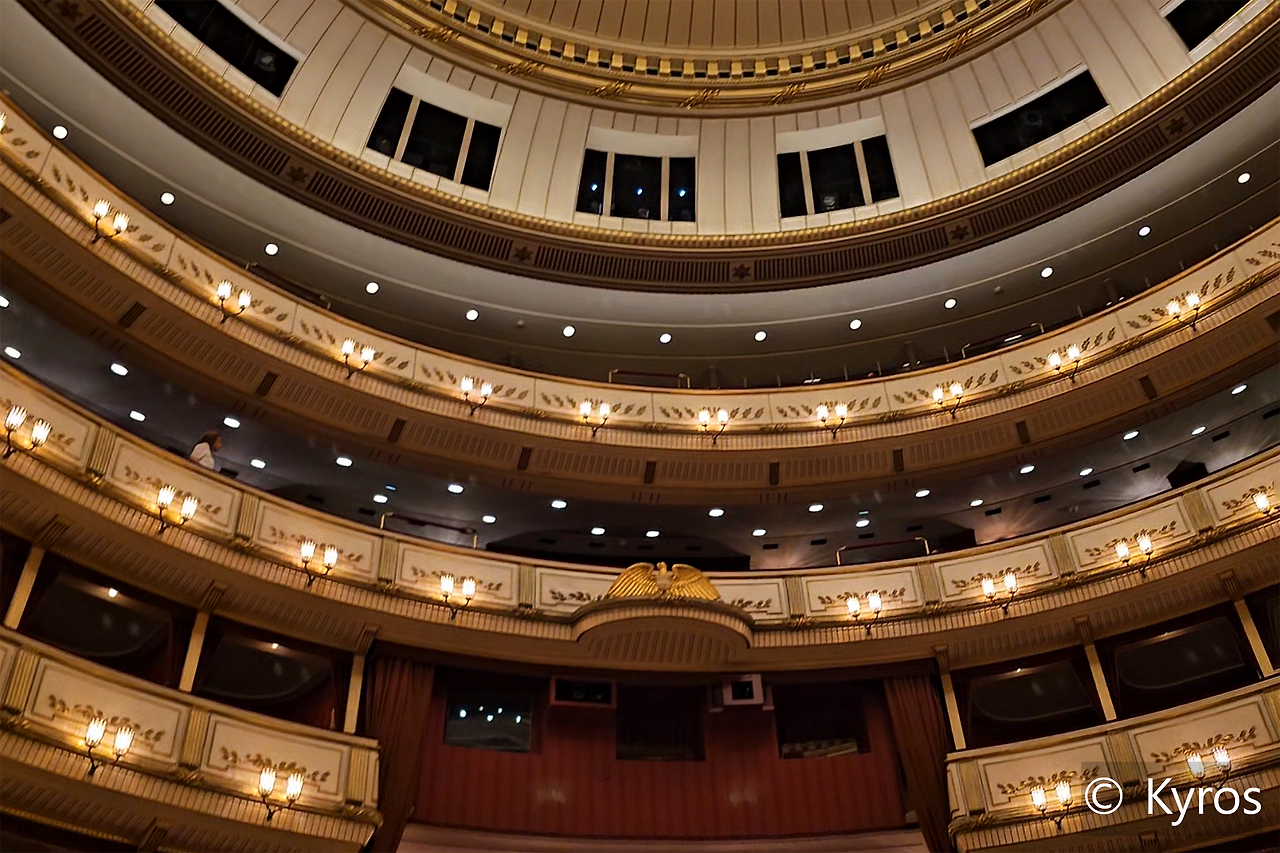 스크린샷 2024-12-08 101817-cp-1-4x3-300 px.png