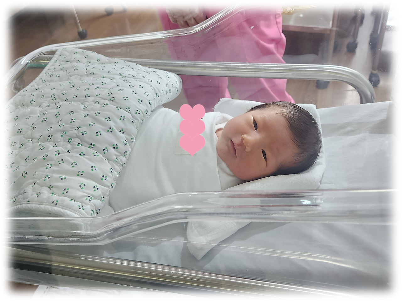 연우 2일 차 눈뜸.png