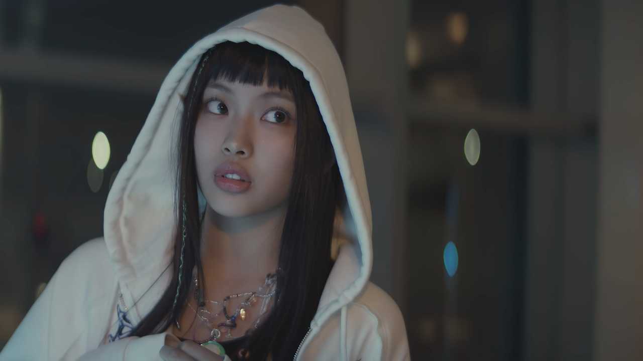 NewJeans (뉴진스) ‘Supernatural’ Official MV (Part.1) 0-43 screenshot.png