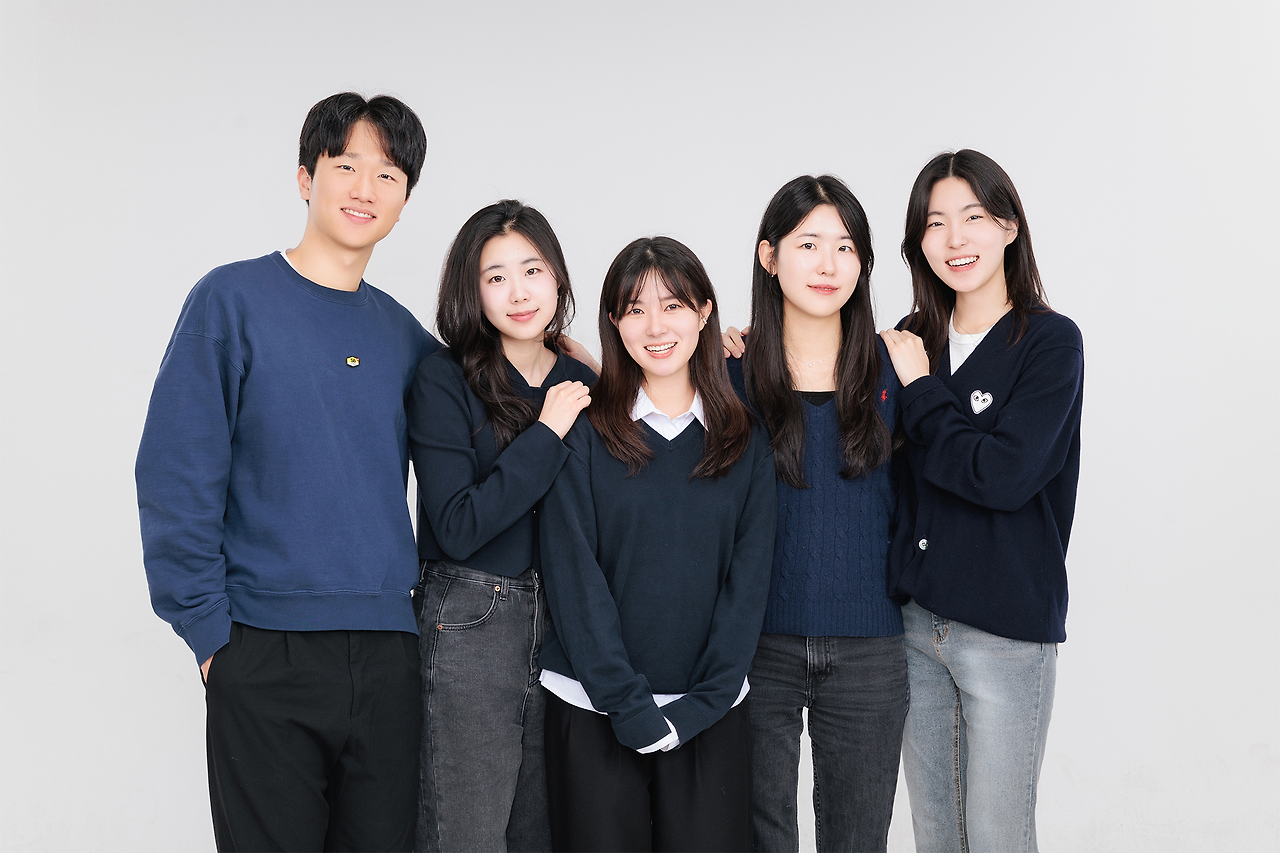 24년 하반기 공간이 가족사진.png