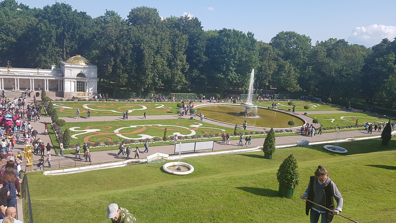 2-105 표토르대제의 여름궁전 5 (2).png