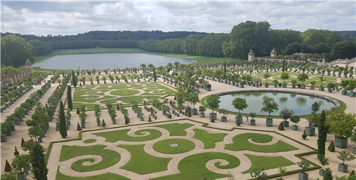 2-124 베르사유 궁전 정원.png