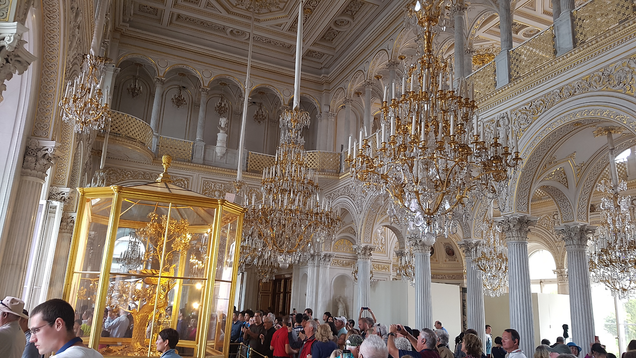 2-91 에르미타시 박물관 1 (2).png