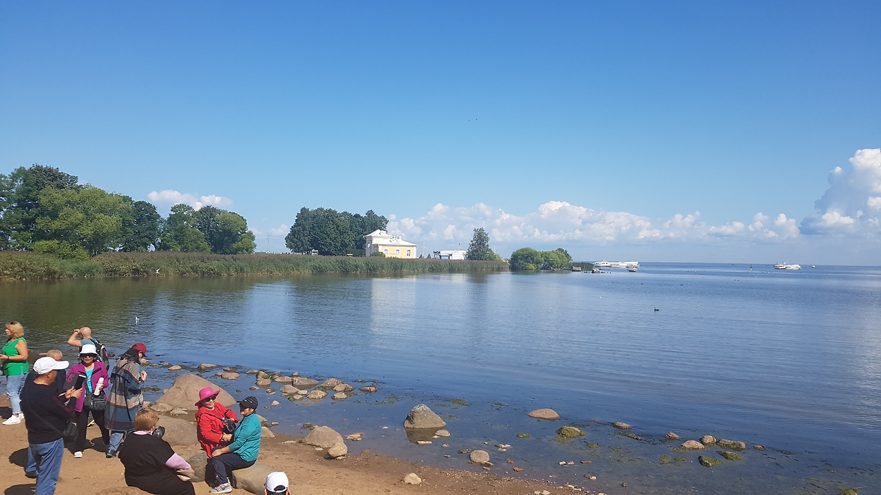 2-108 표토르대제의 여름궁전 8 (2).png