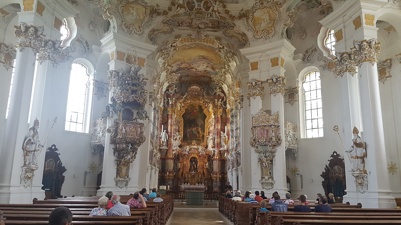 2-147 유네스코 세계문화유산으로 지정된 비스교회.png