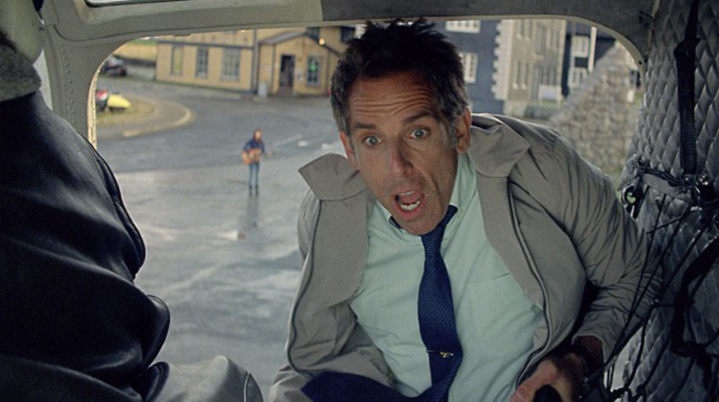 위험에 뛰어드는 월터-헬리콥터_응원하는 셰릴.png