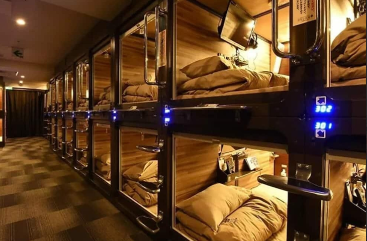 캡슐 호텔 안신 오야도 신주쿠 (성인 남성 전용).png