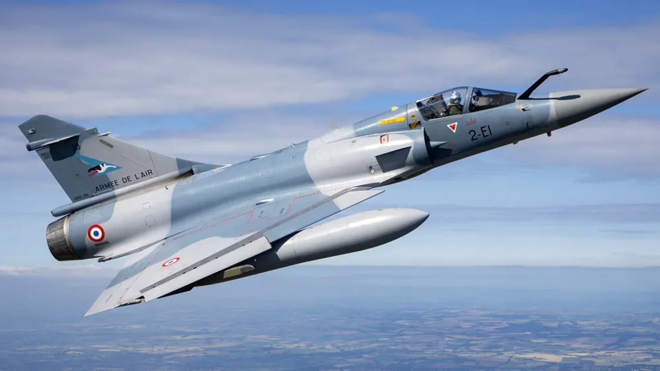미라주 전투기.png
