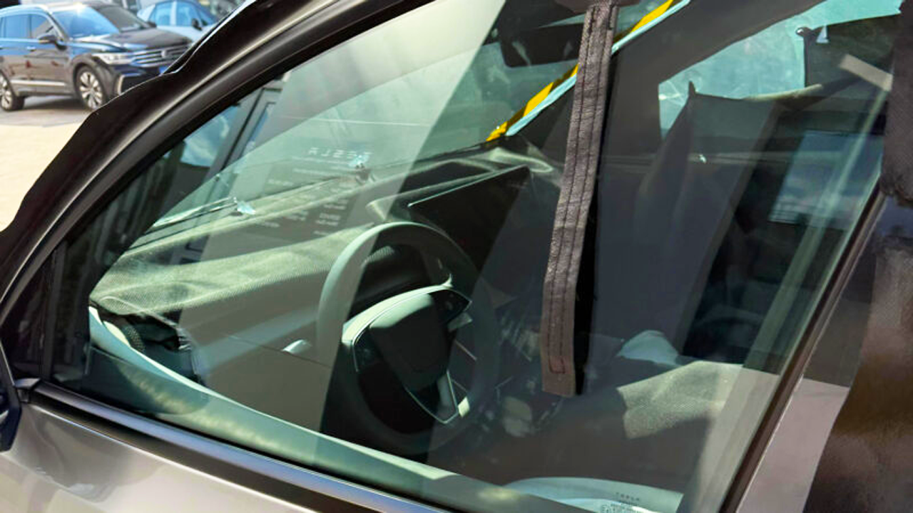 모델 Y L 중국 2.png