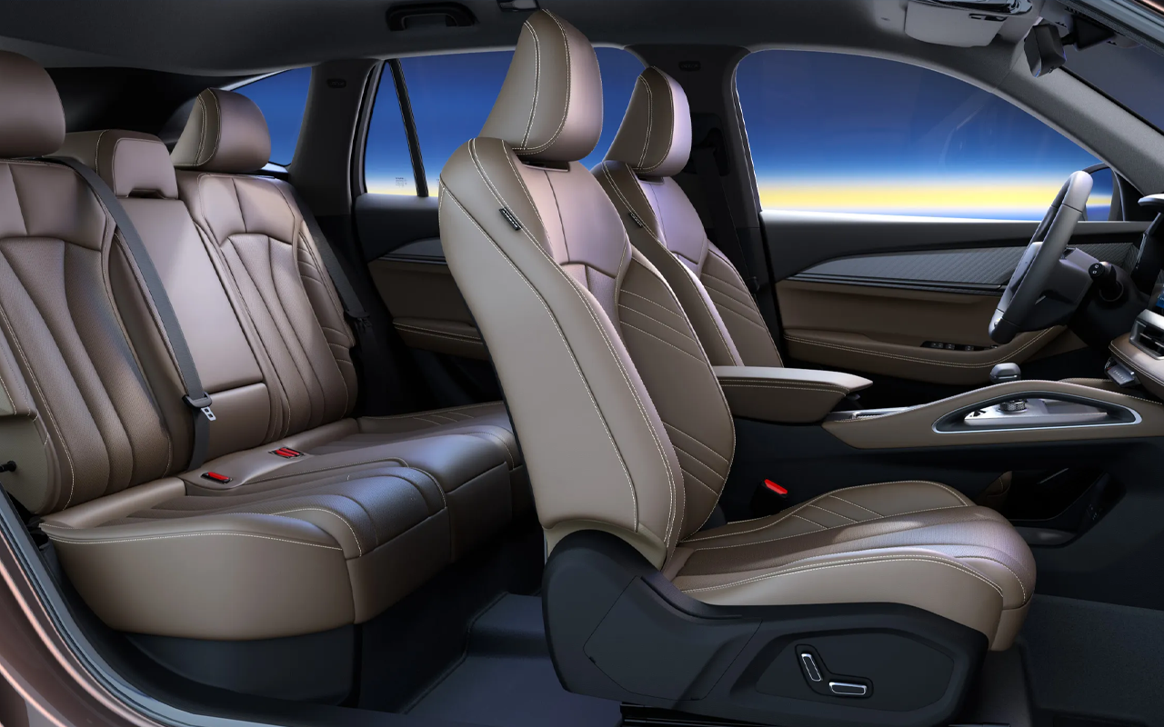 차량 내부 르노.png