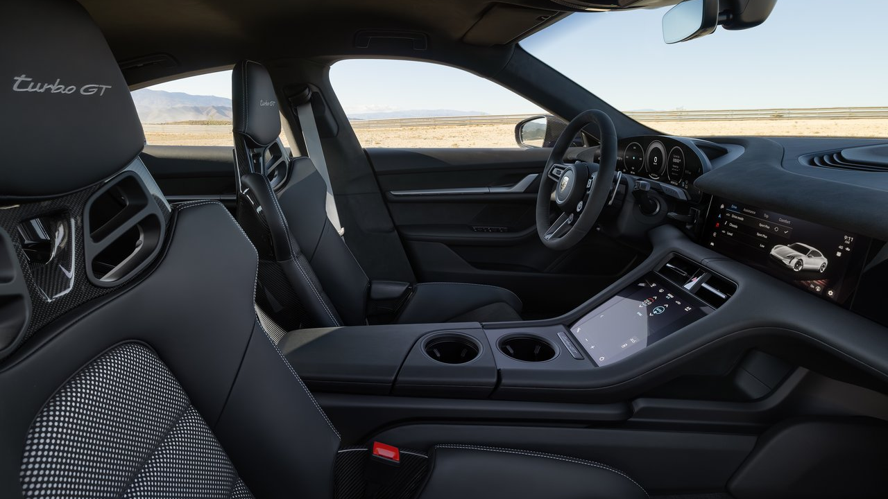 타이칸 터보 s 2.png