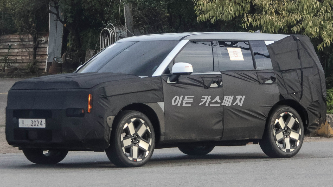 싼타페 이든카스패치 스파이샷 1.png