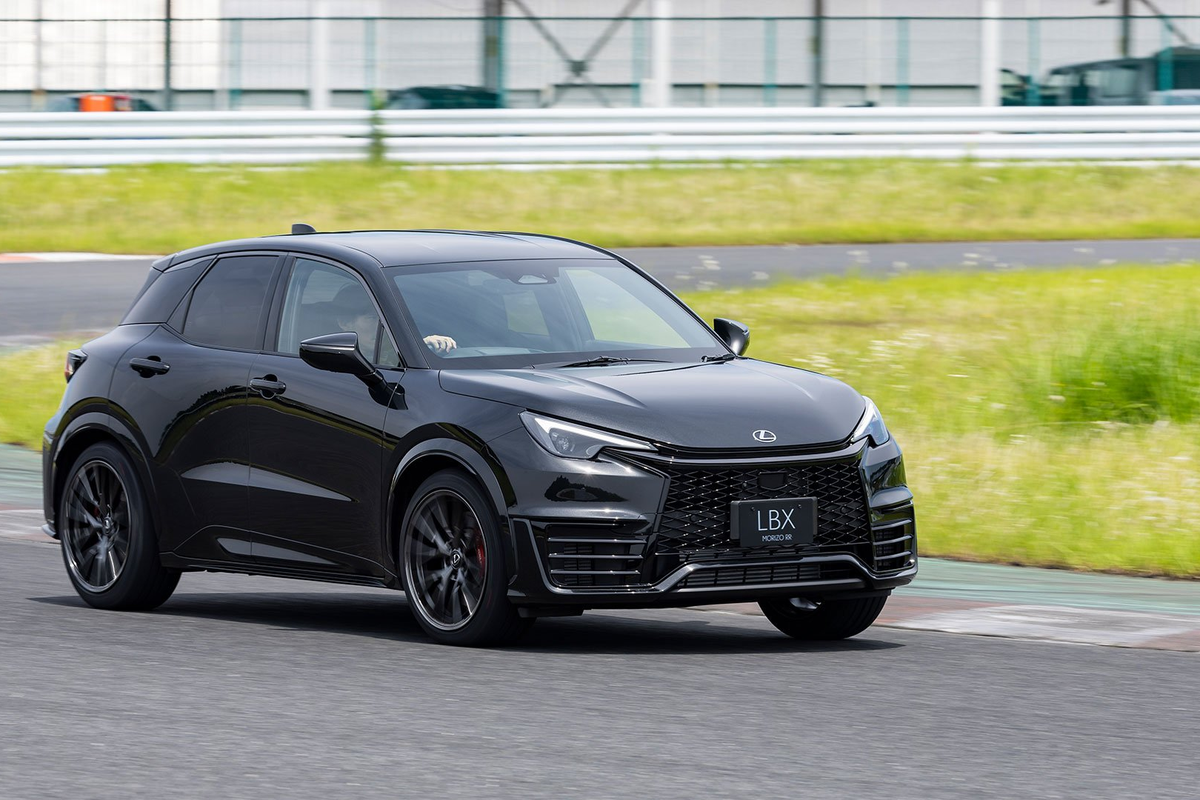 LBX_Morizo_RR_Lexus_wwwlexuscom_3.png
