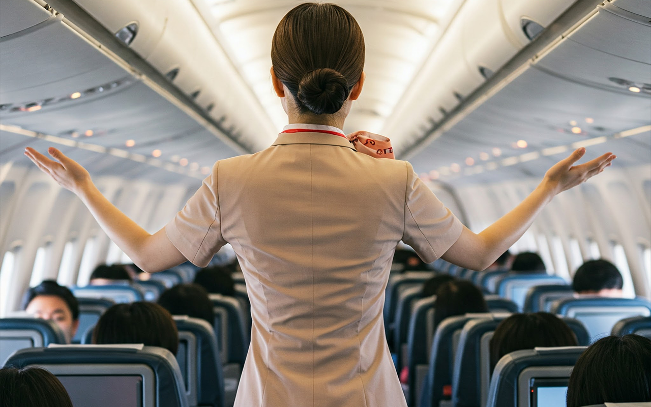 여승무원 사진 2.png