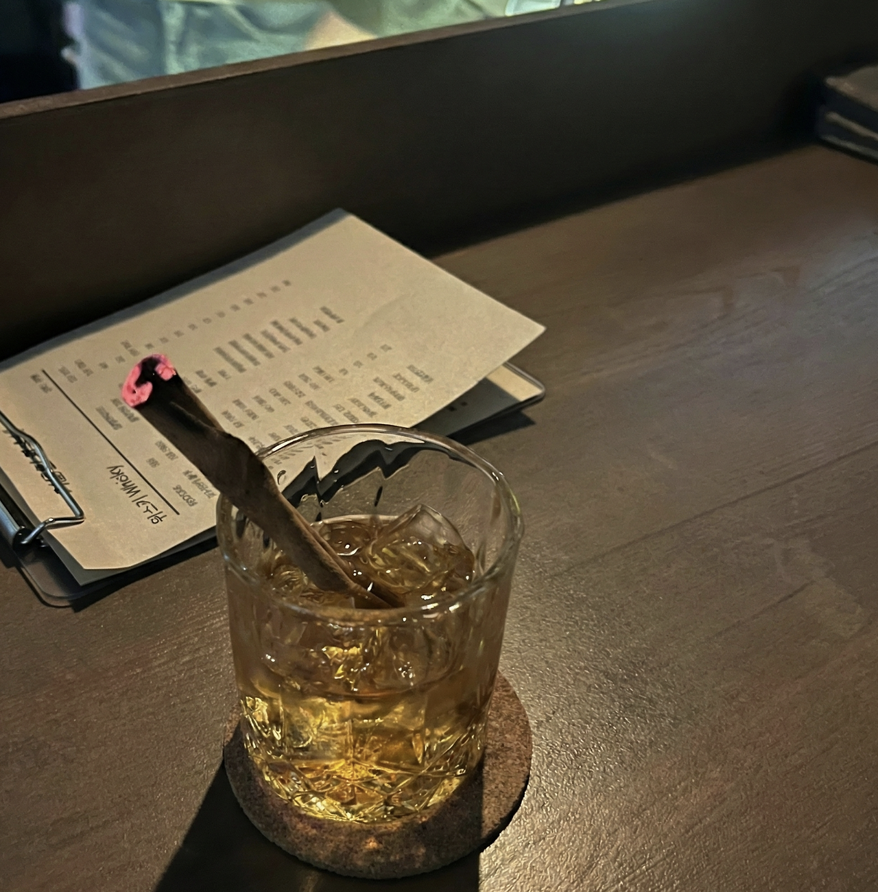 강남 선릉 혼술바 어울림에서 판매하는 갓파터 칵테일 사진.png