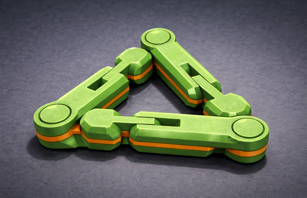 피젯장난감_첫 출력물.png