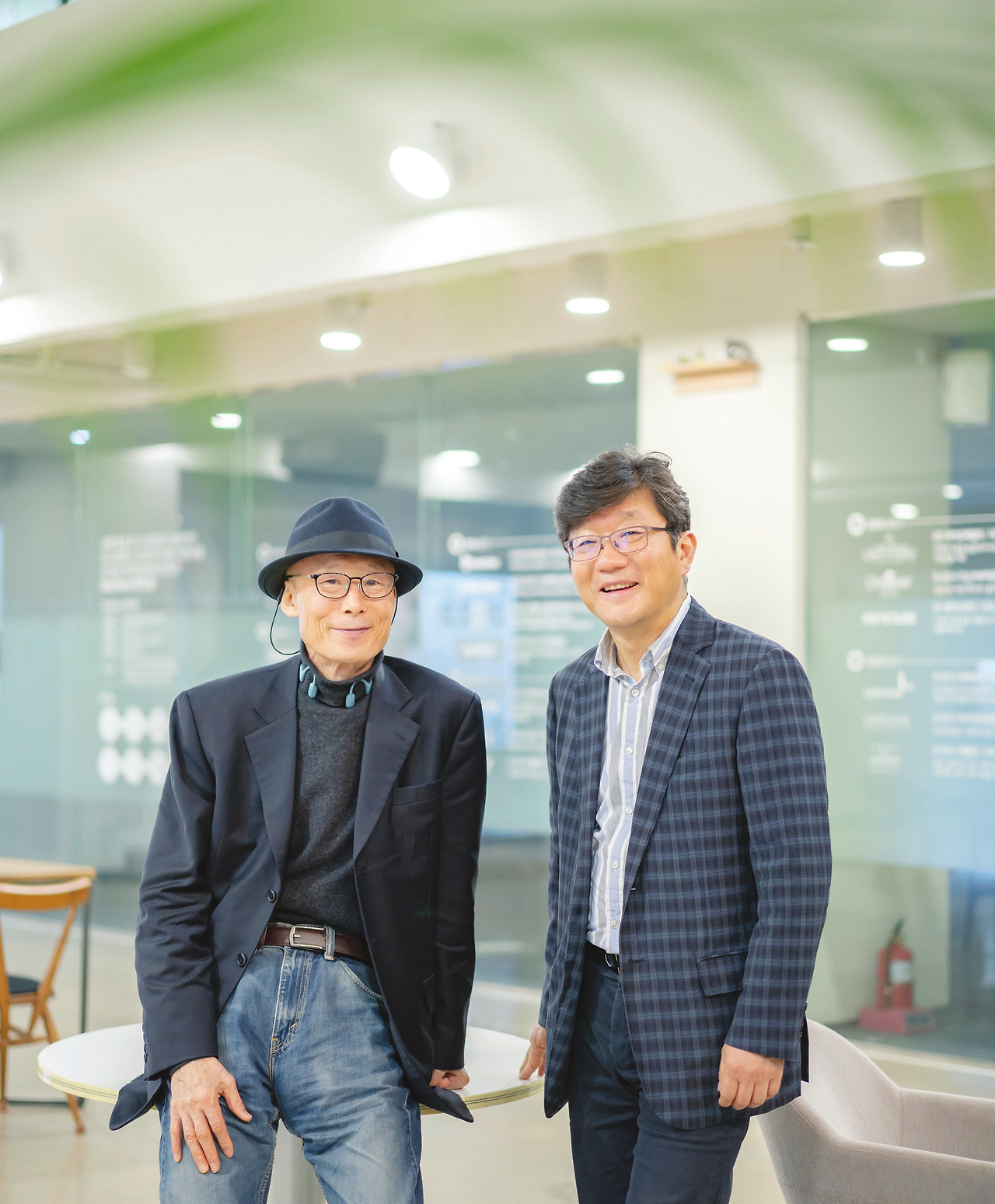 2023_J-Connect 매거진_봄호_최종_펼침면_고화질_-002.png