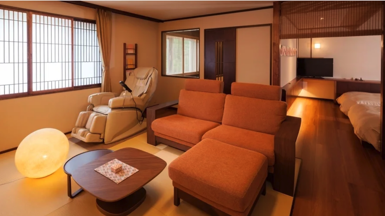 스크린샷 2024-08-27 06.25.13.png