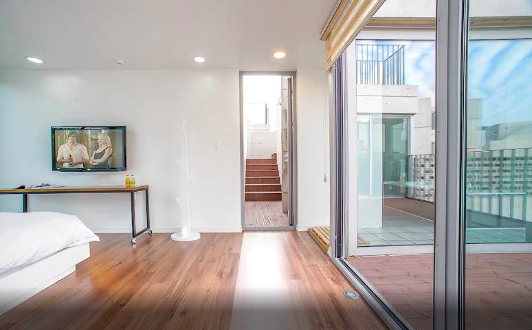 모노퍼니펜션 (2).png