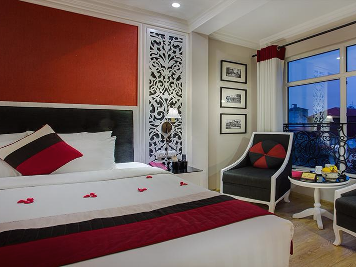 161201613125Junior Suite 3.png