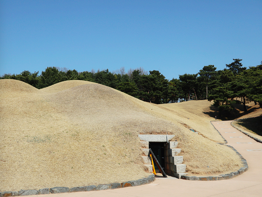 공주 송산리고분군 & 무령왕릉 (2).png