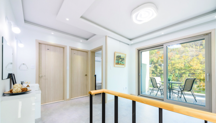 모던데이즈풀빌라펜션 (3).png