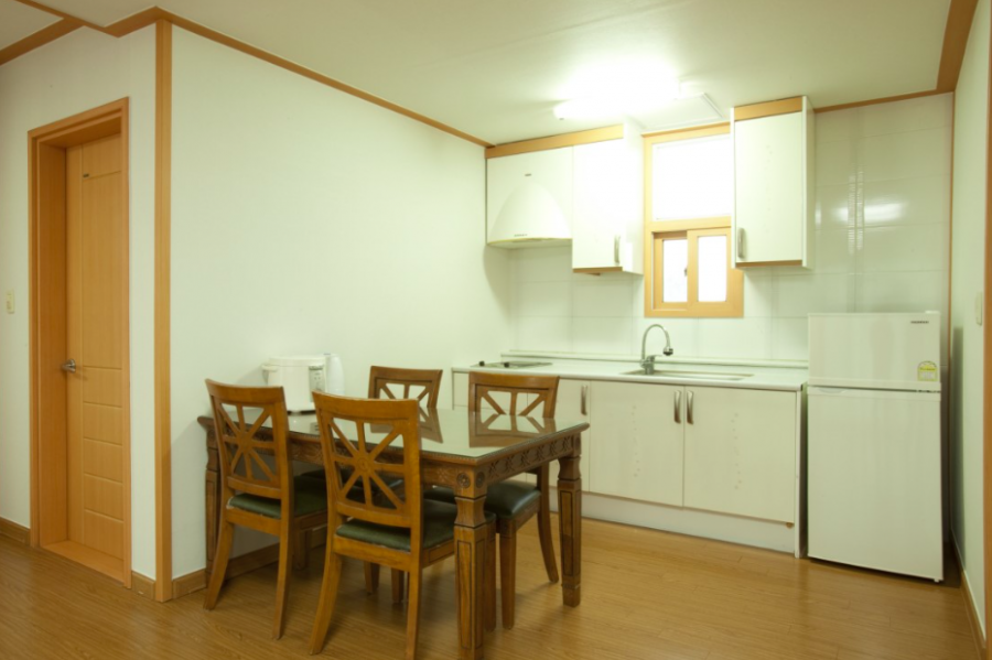 서귀포 산방산 탄산온천 힐링빌 펜션 (2).png