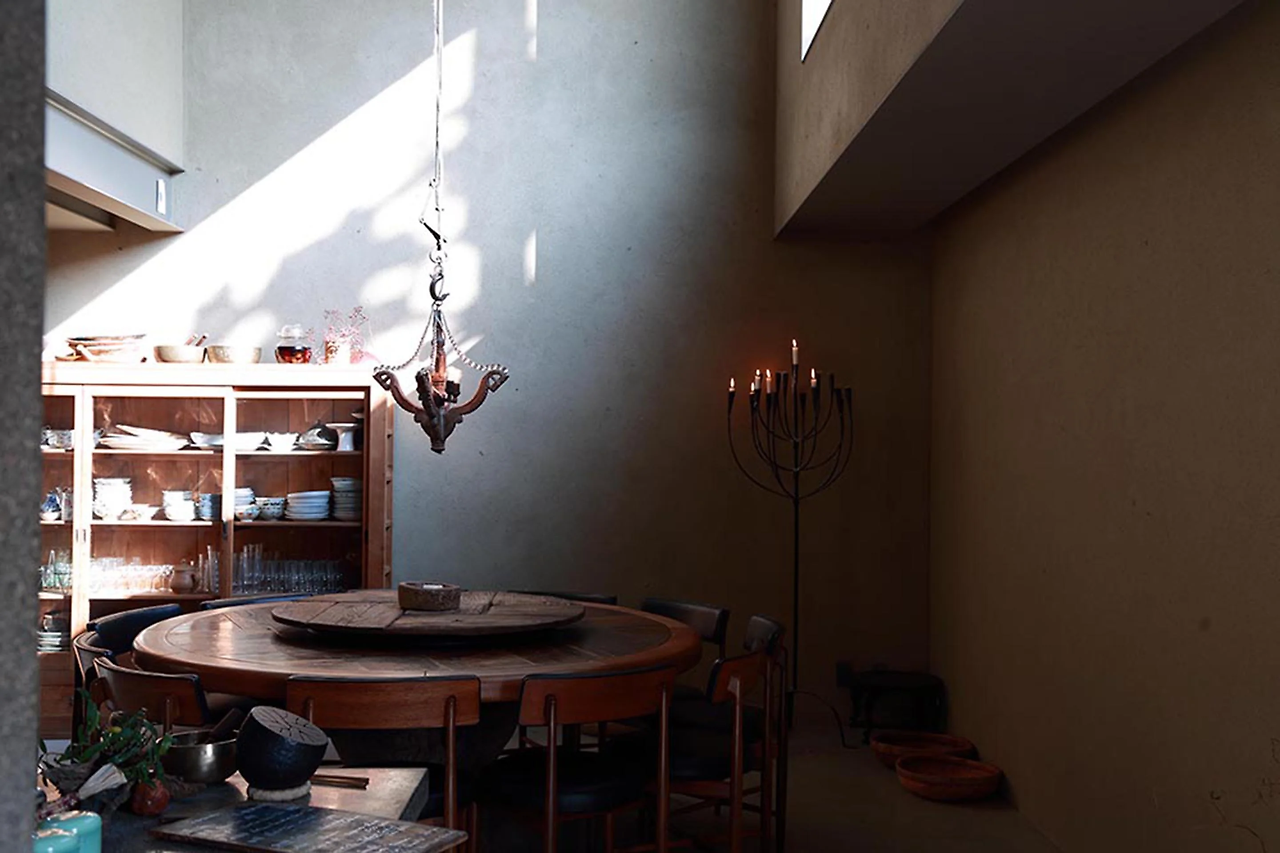 © TERUHIRO YANAGIHARA STUDIO.png