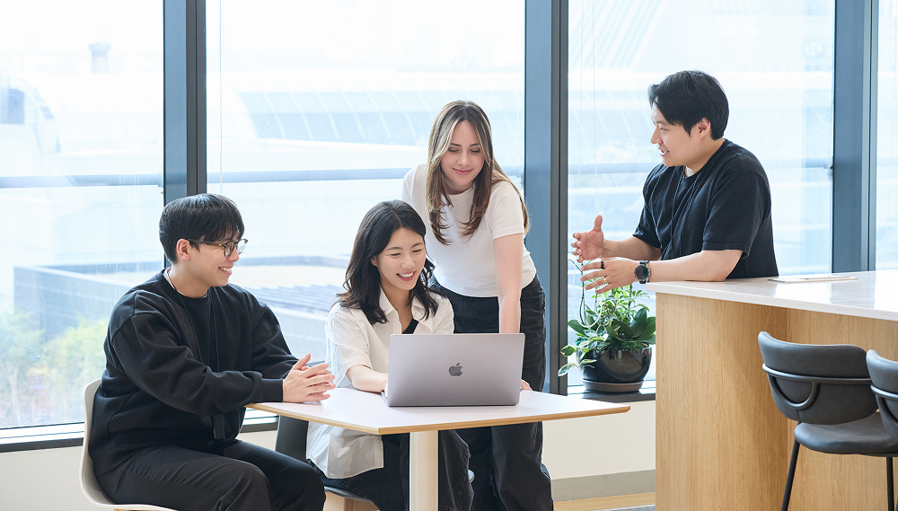 [더파운더즈] 채용 사이트 메인 이미지.png