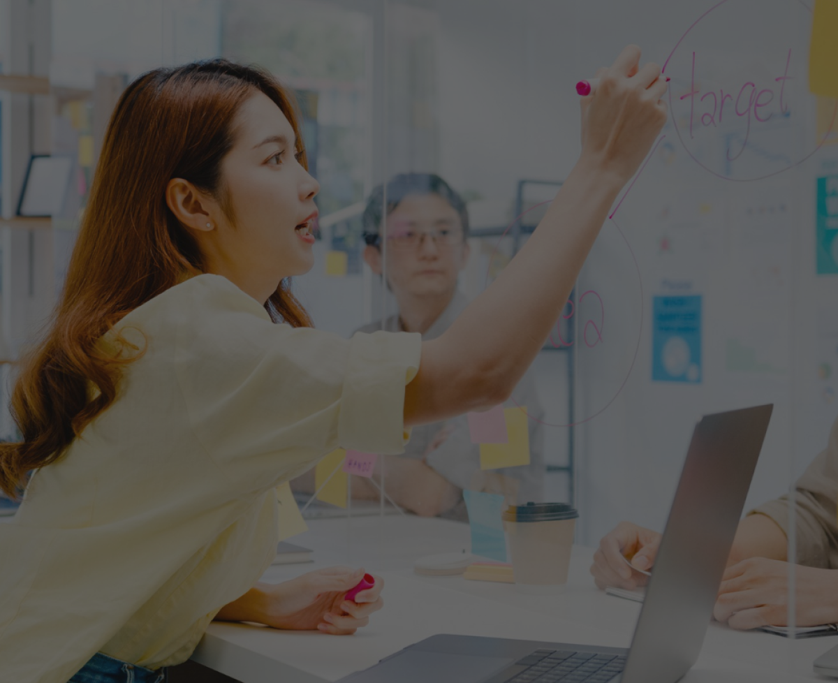 이미지2. 수상생들이 논의하는 장면.png