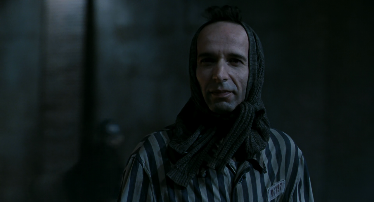 Life Is Beautiful 1997 1080p BluRay x265 HEVC 10bit AAC 5.1-LordVako.mkv_20260201_195743.041.png