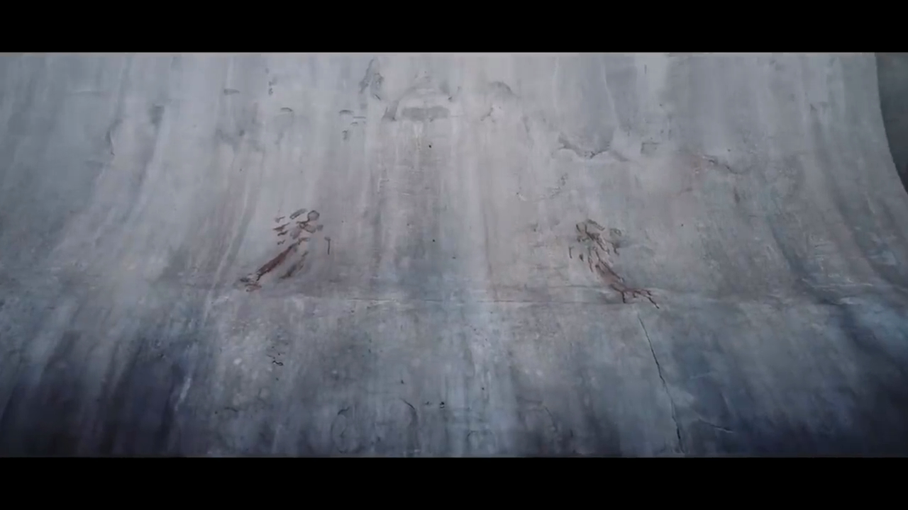 눈떠보니 곡면에 걸쳐져 있는 여자...영화 커브!!(결말포함).mp4_20260201_193740.030.png