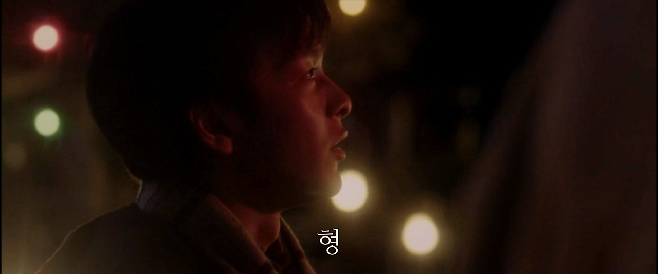 어린 소년들 형은 아버지를 이해하고 동생은 어머니를 이해한다 그 차이는 무엇인가 기억의 원더랜드.mp4_20260203_210711.000.png