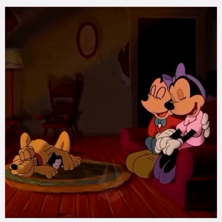 � 사랑이 뭔지 제대로 알려준 디즈니 명장면 � � The Gift of the Magi (디즈니 단편) 미키와 미니는 서로를 위해 가장 소중한 것을 내어주지만, 결국 그 마음 자체가 가장 큰 선물임을 보여주는 감동적인 이야_20260205_001400.932.png