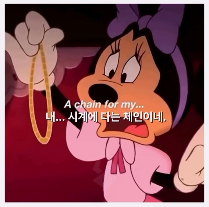 � 사랑이 뭔지 제대로 알려준 디즈니 명장면 � � The Gift of the Magi (디즈니 단편) 미키와 미니는 서로를 위해 가장 소중한 것을 내어주지만, 결국 그 마음 자체가 가장 큰 선물임을 보여주는 감동적인 이야_20260205_000136.681.png