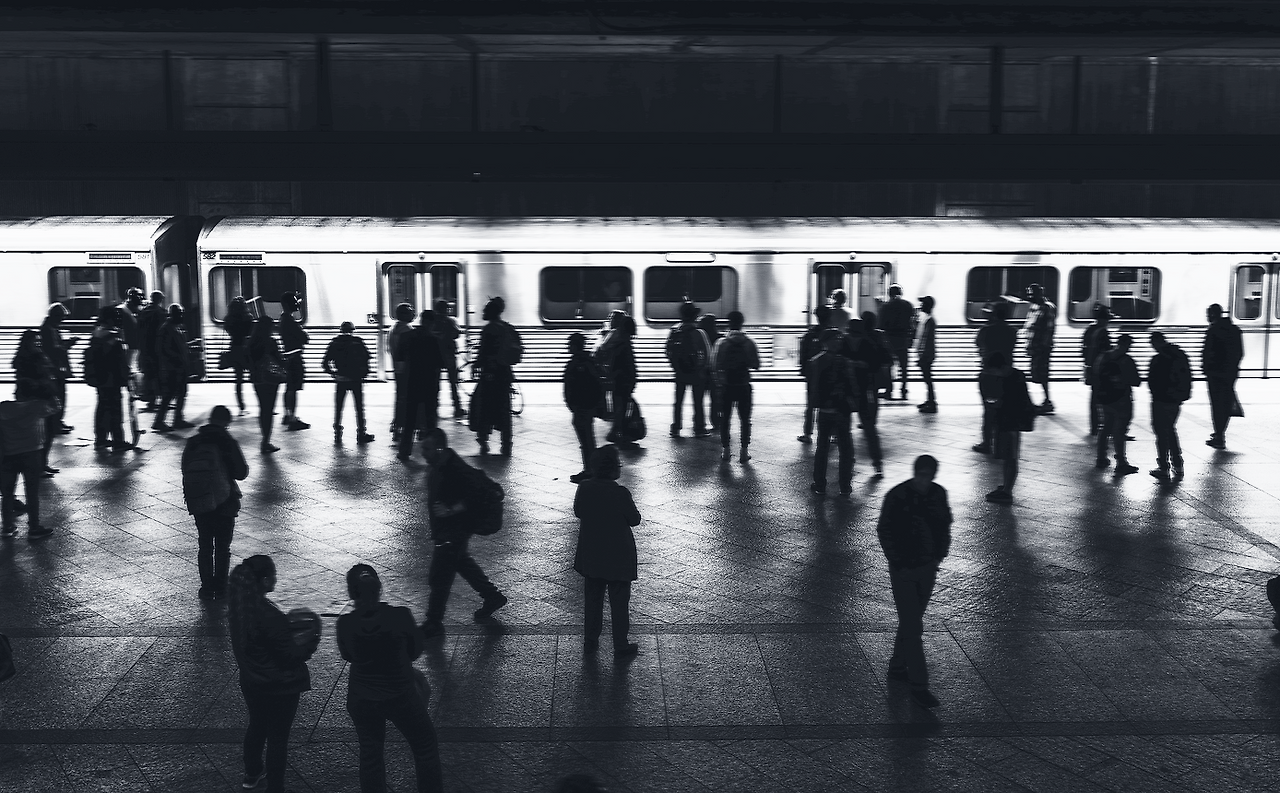 people-waiting-train-platform 1.png