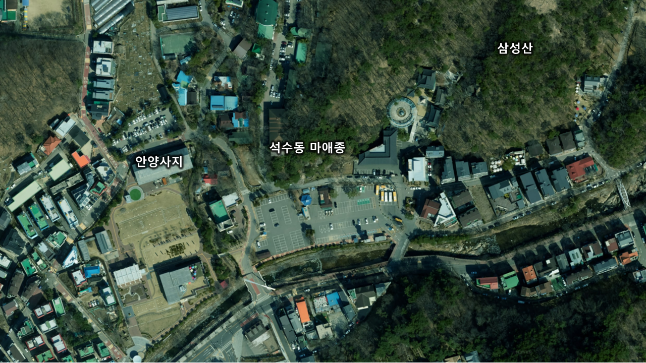 석수동마애종 항공사진.png