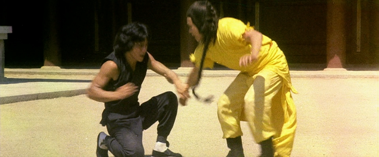 권정.금강혈인.성룡.Spiritual.Kung.Fu.1978.CHINESE.1080p.BluRay.x264.DTS-TUSA.mkv_005407735.png