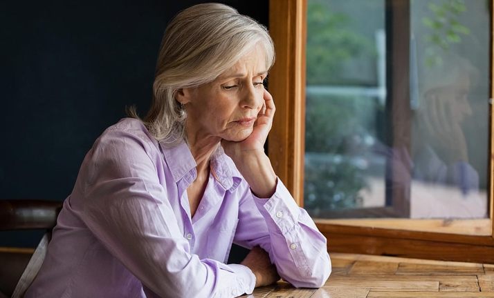 20260323 _ 갱년기 외로움이 인지력을 8배 떨어뜨린다. _ 2-1.png