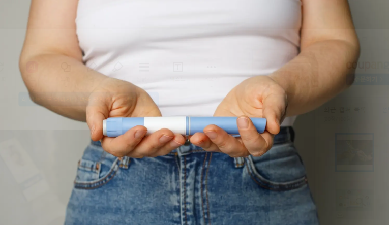 20260421 _ GLP-1 다이어트약, 임상시험에 안 나온 부작용이 레딧에서 쏟아졌다 _ 2-1.png