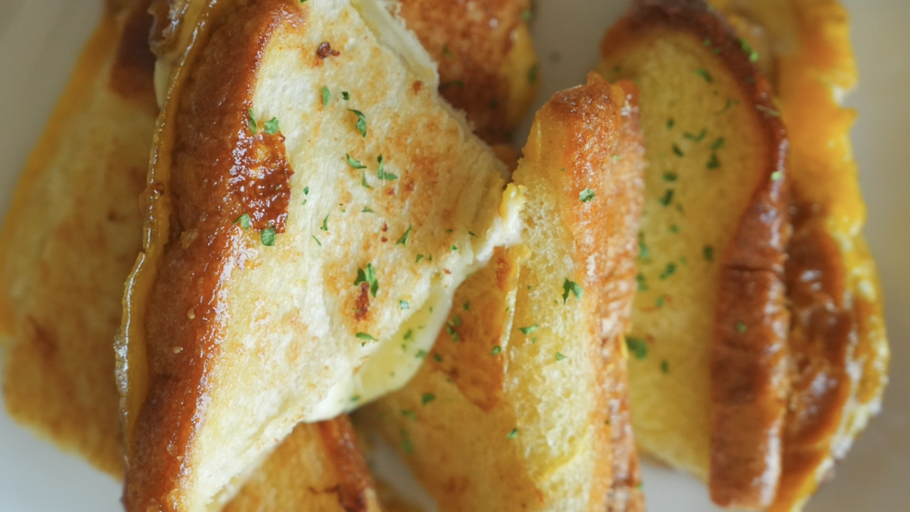 20260310 One Pan Egg Toast4.png