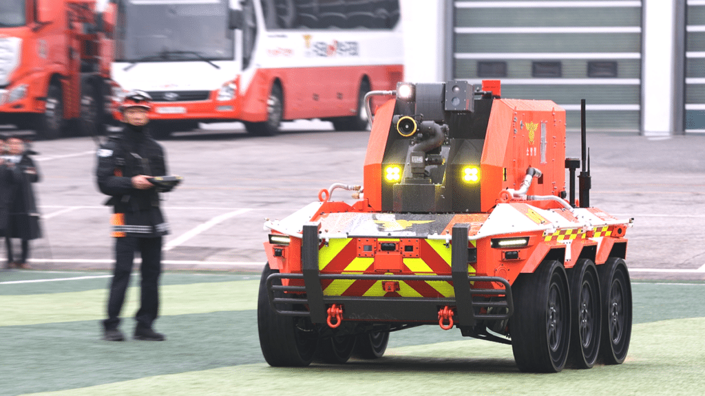 Hyundai-Motor-Group-Donates-Unmanned-Firefighting-Robot-1024x576.png
