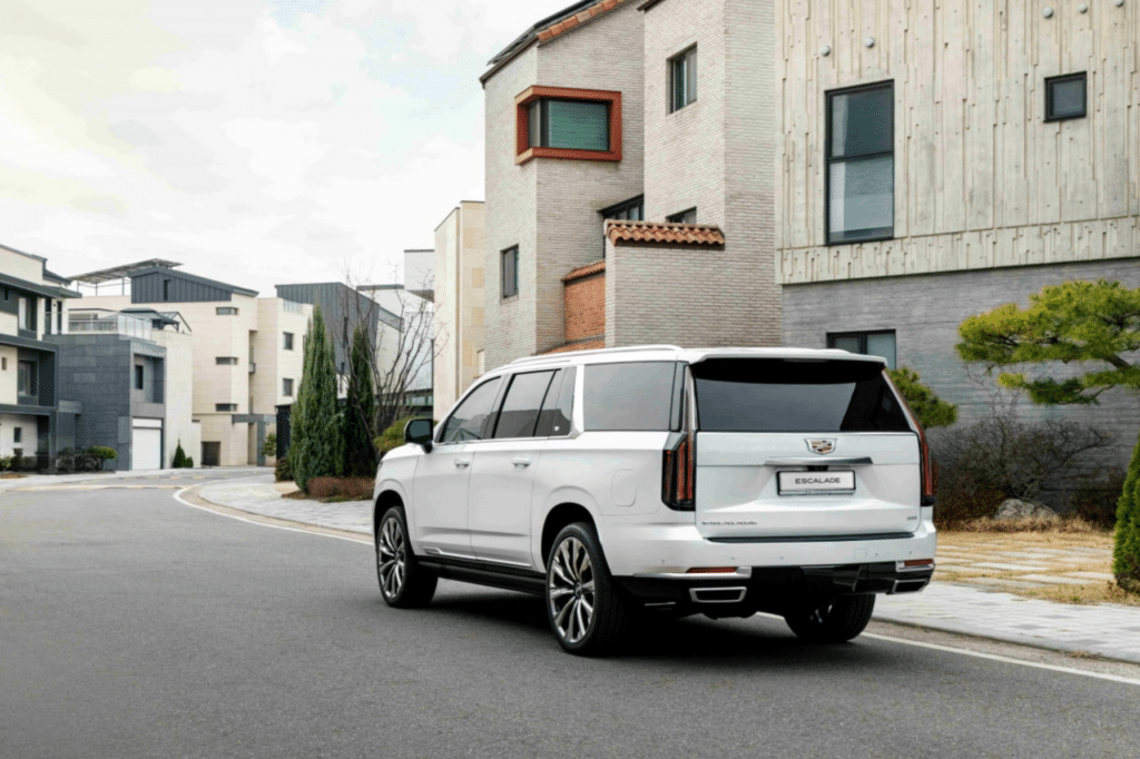 Cadillac-2026-The-New-Escalade-2-1024x682.png
