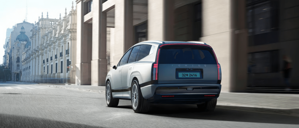 Hyundai-2027-Ioniq-9-2-1024x438.png