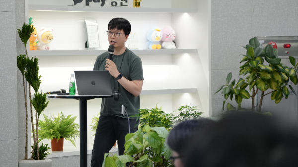 Frame 1215877570.png