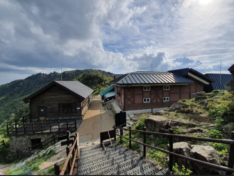 스크린샷 2026-03-02 오후 12.47.19.png