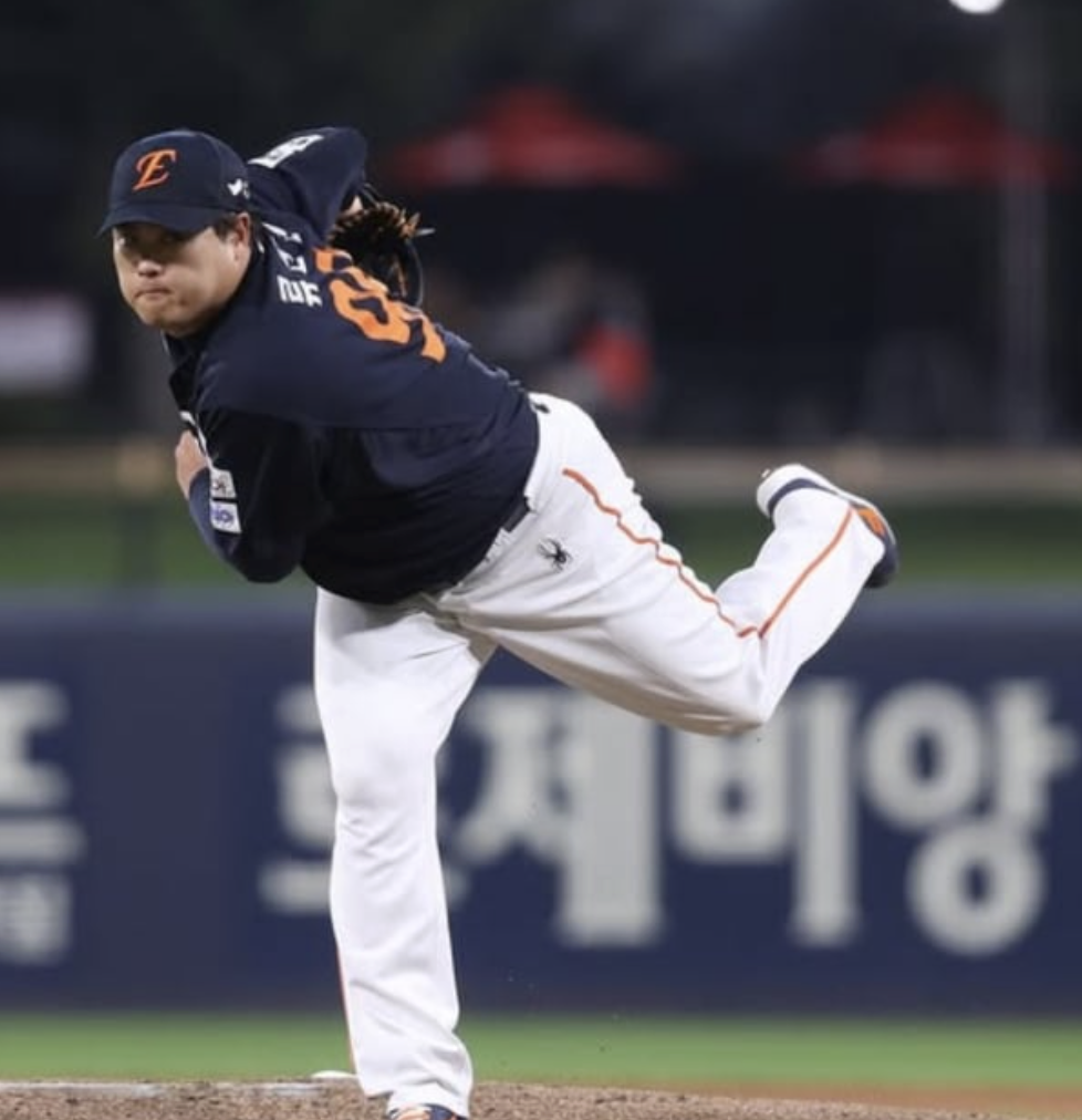 스크린샷 2026-03-08 오후 2.00.46.png