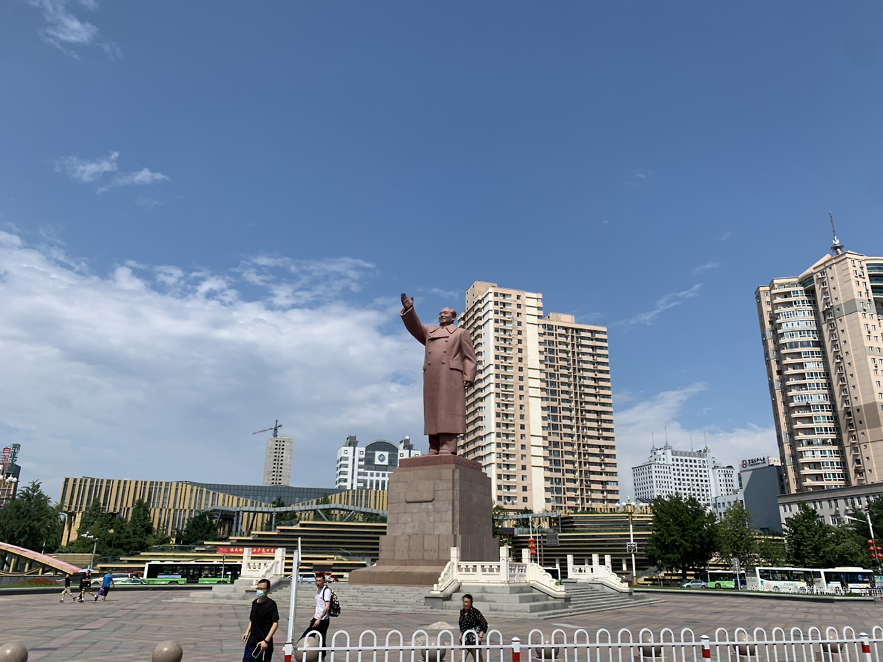 단동, 압록강과 신의주